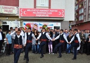 MHP yeni binasına kavuştu